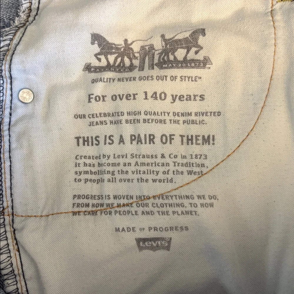 Levis 550 jeans mens size 42x34